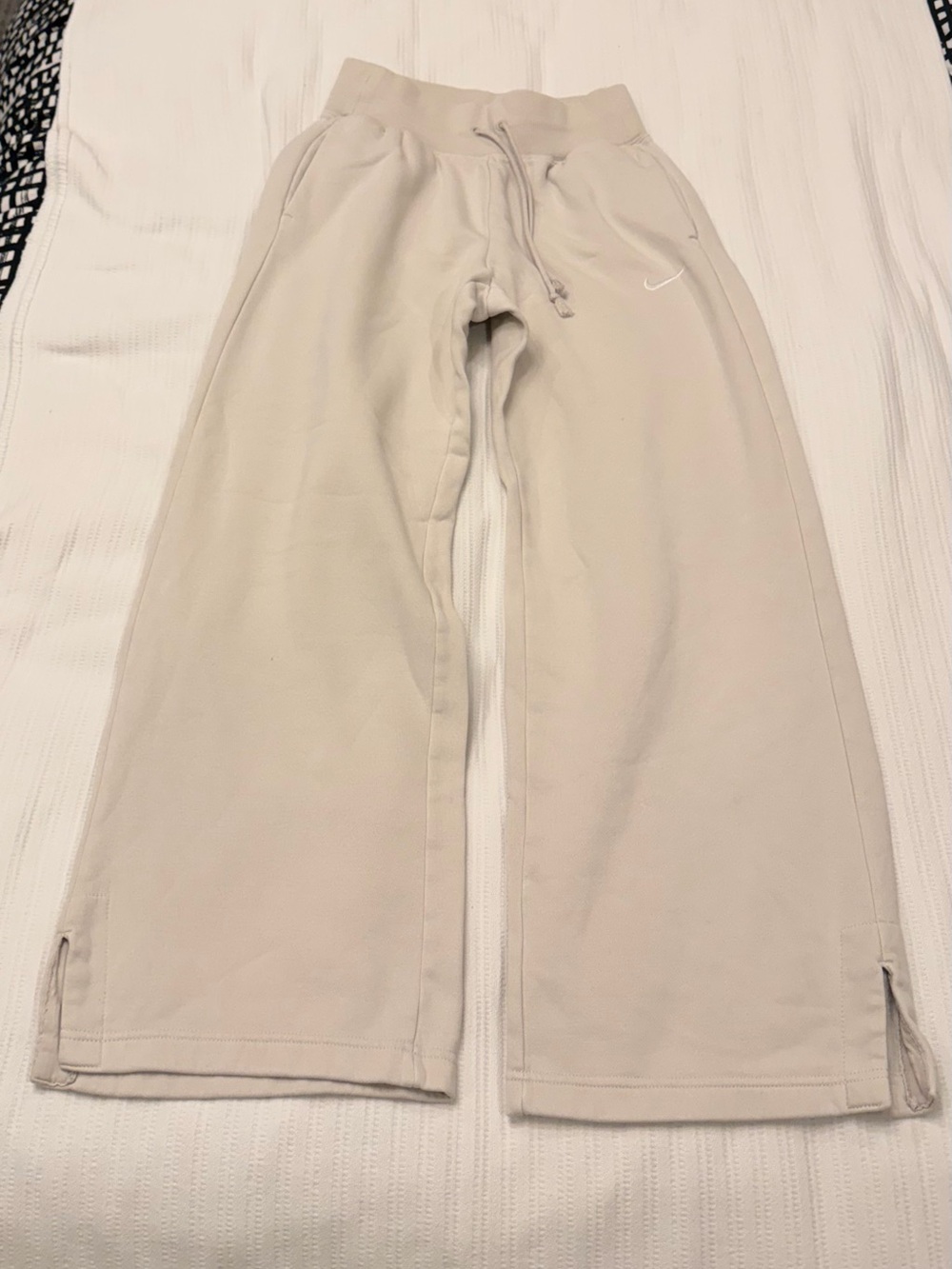Nike Pants Womens Small Cream Phoenix Fleece Wide Leg Sweatpants High Waisted